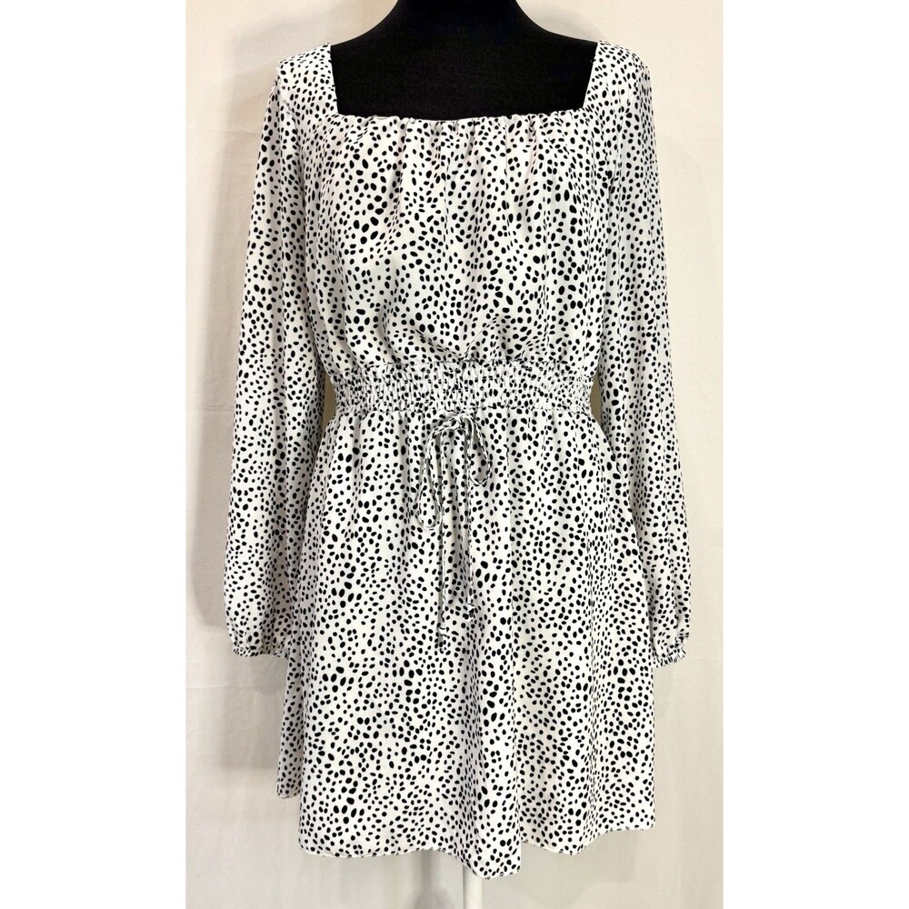 Altar’d State Women’s M Black & White Leopard Spot Print Long Sleeve Dress